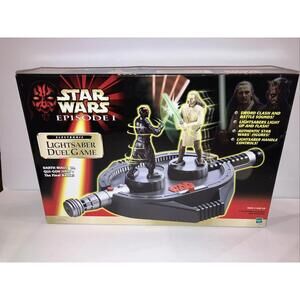 Star Wars Electronic Lightsaber Duel Vintage 2 Player Battle Game 1999 NEW SEAL